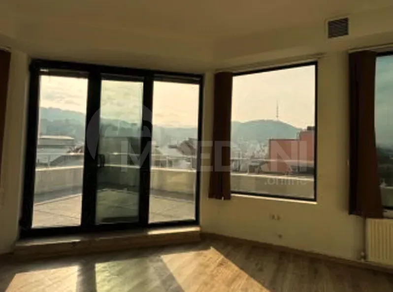 Сдается коммерческое офисное помещение в Авлабари, Тбилиси - изображение 6