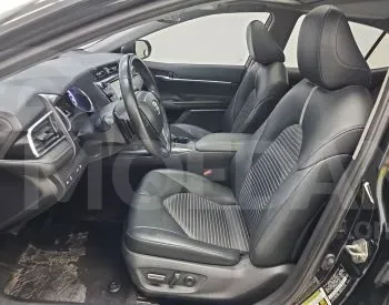Toyota Camry 2.5L 2018 Тбилиси - изображение 9