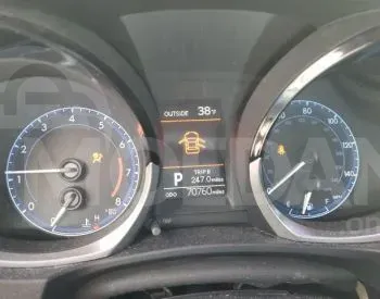 Toyota Corolla 1.8L 2016 Тбилиси - изображение 8