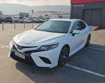 Toyota Camry 2018 თბილისი