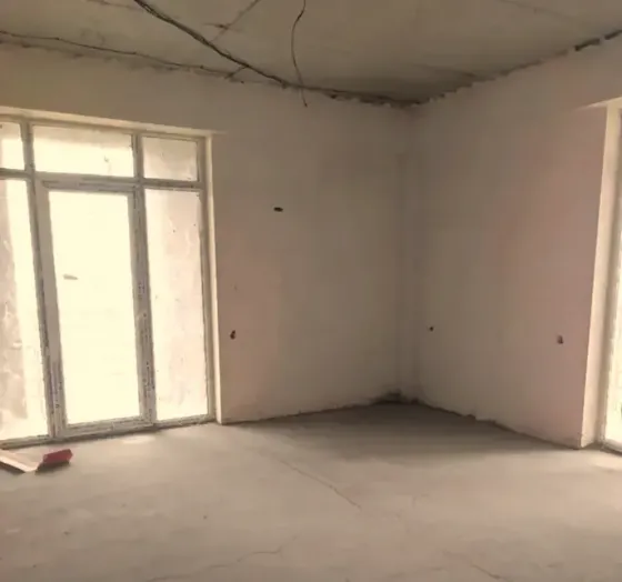 Продам 4-комн. квартиру 124м² 4/8 эт. Тбилиси