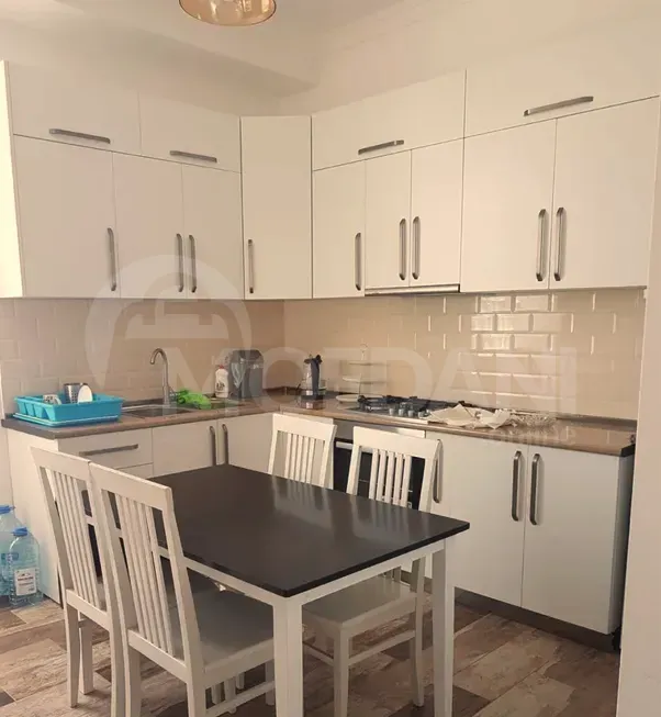 Продам 4-комн. квартиру 137м² 6/11 эт. Тбилиси - изображение 3