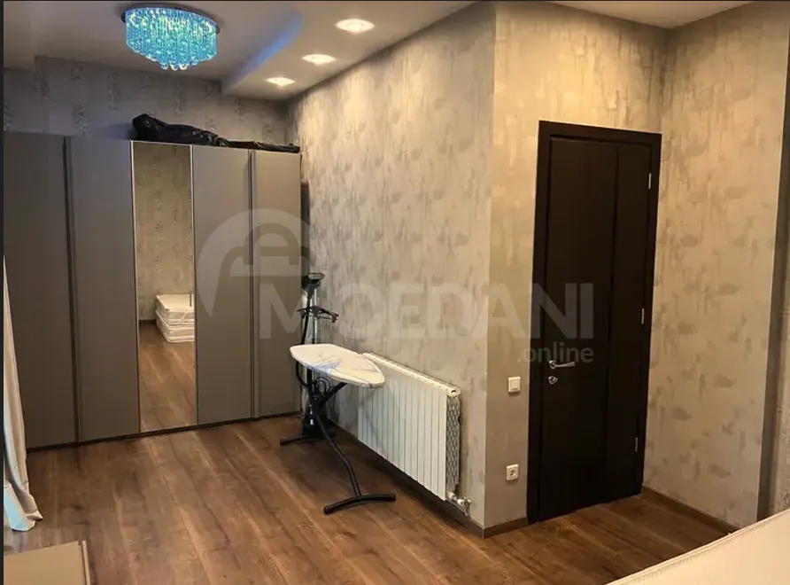 იყიდება 5 ოთახიანი ბინას 445მ² 10/10 სართ თბილისი - photo 8