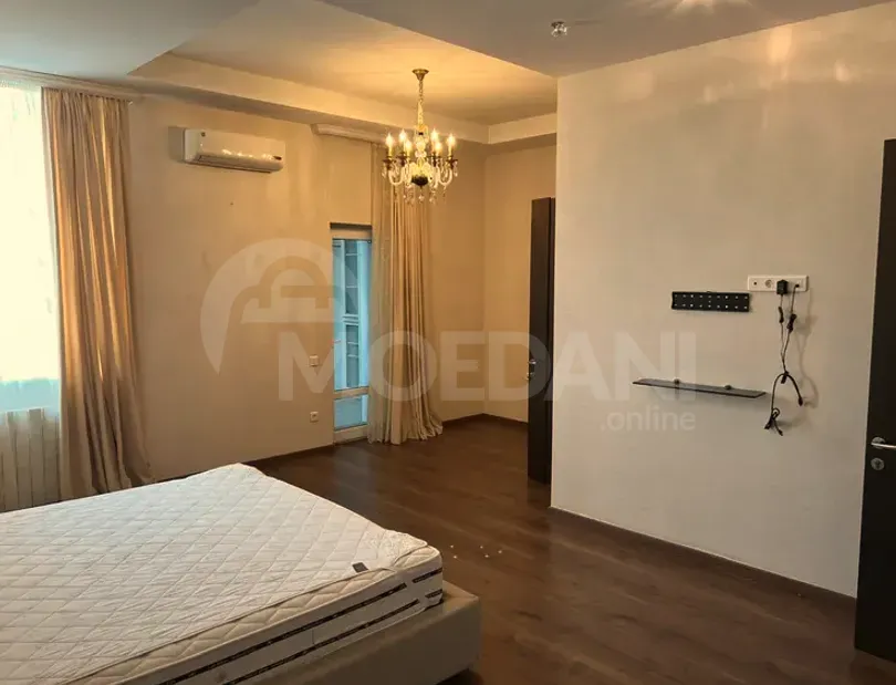 იყიდება 5 ოთახიანი ბინას 445მ² 10/10 სართ თბილისი - photo 6