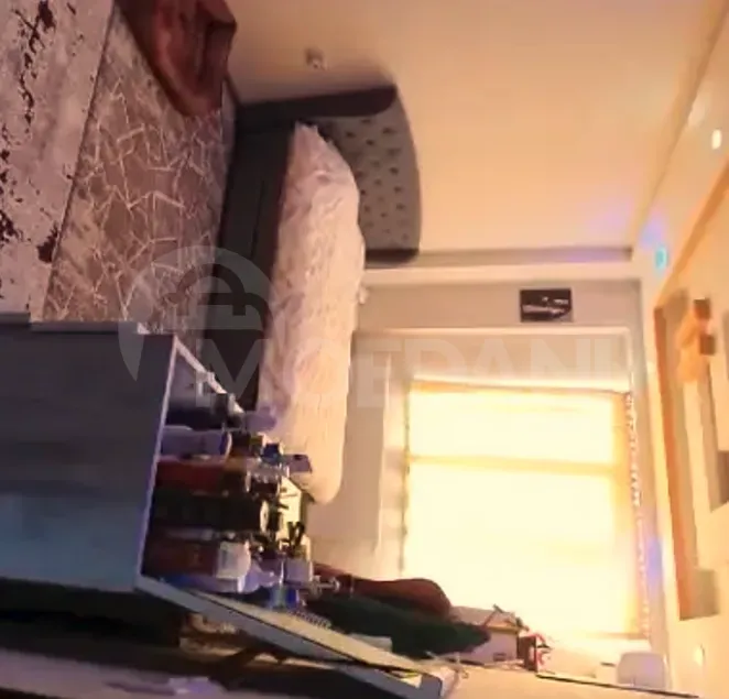 იყიდება 3 ოთახიანი ბინას 97მ² 8/10 სართ თბილისი - photo 1