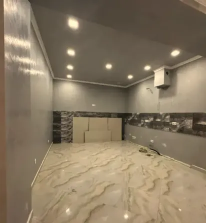 Продам 5-комн. квартиру 140м² 2/8 эт. Тбилиси