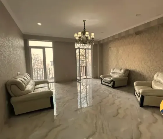 Продам 5-комн. квартиру 140м² 2/8 эт. Тбилиси