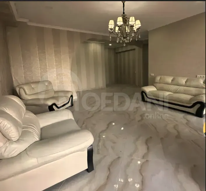 იყიდება 5 ოთახიანი ბინას 140მ² 2/8 სართ თბილისი - photo 1