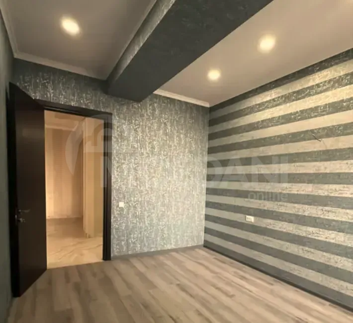 იყიდება 5 ოთახიანი ბინას 140მ² 2/8 სართ თბილისი - photo 11