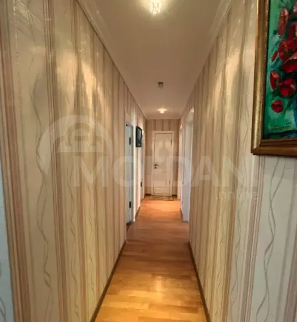 იყიდება 7+ ოთახიანი ბინას 203მ² 4/5 სართ თბილისი - photo 10