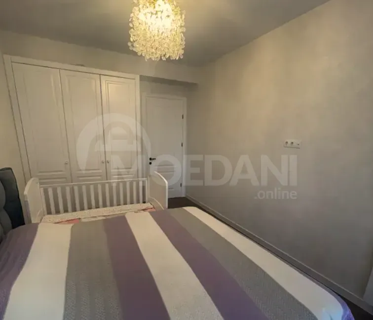 იყიდება 3 ოთახიანი ბინას 93მ² 5/12 სართ თბილისი - photo 4