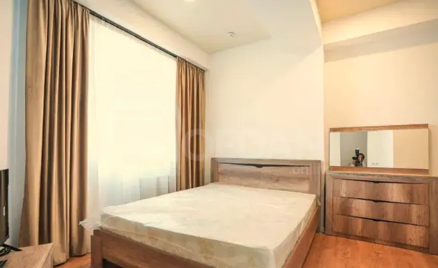 Продам 3-комн. квартиру 87м² 1/6 эт. Тбилиси - изображение 1