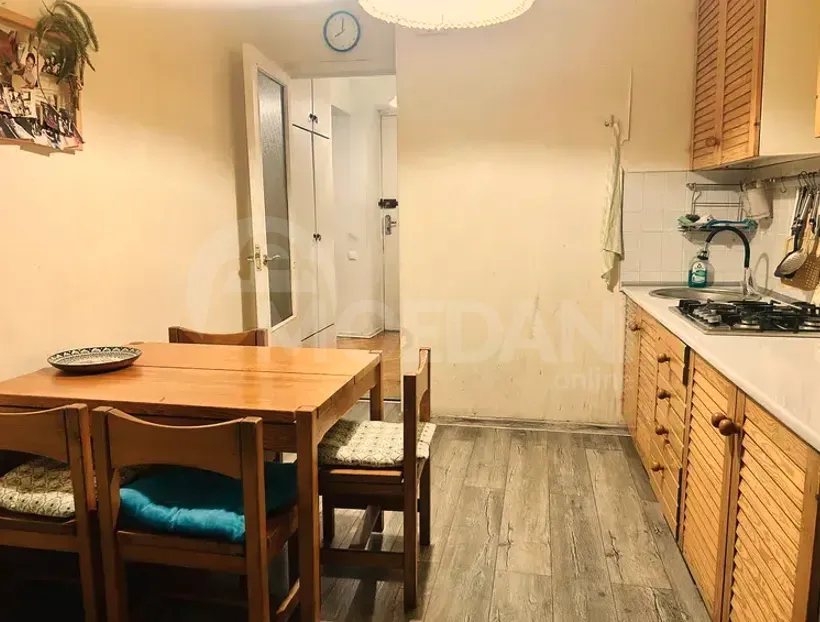 იყიდება 3 ოთახიანი ბინას 72მ² 6/12 სართ თბილისი - photo 6