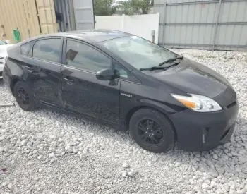 Toyota Prius 2015 თბილისი