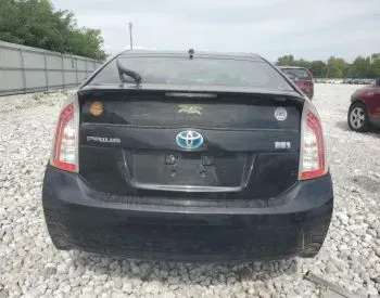 Toyota Prius 2015 თბილისი