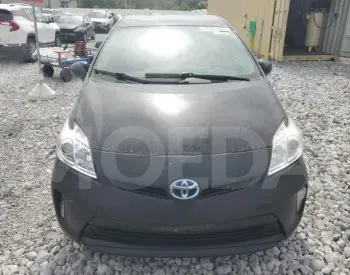 Toyota Prius 1.8L 2015 Тбилиси - изображение 1