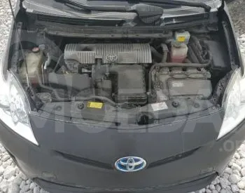 Toyota Prius 1.8L 2015 Тбилиси - изображение 10