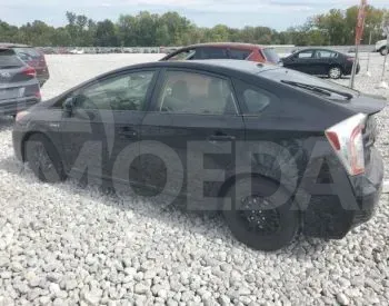 Toyota Prius 1.8L 2015 Тбилиси - изображение 3