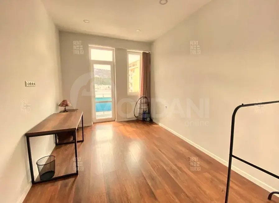 იყიდება 3 ოთახიანი ბინას 92მ² 4/7 სართ თბილისი - photo 7