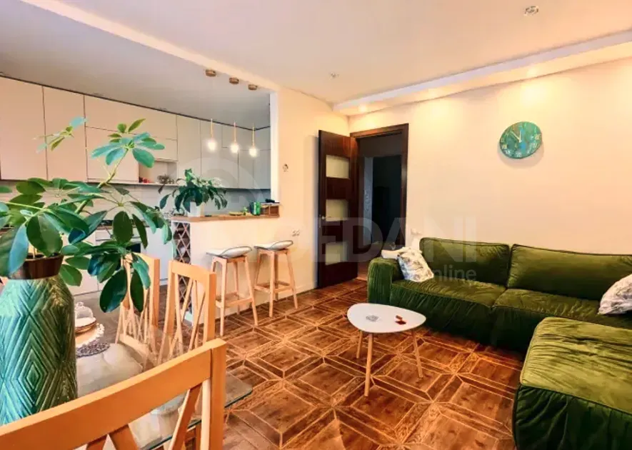 იყიდება 4 ოთახიანი ბინას 183მ² 9/9 სართ თბილისი - photo 6