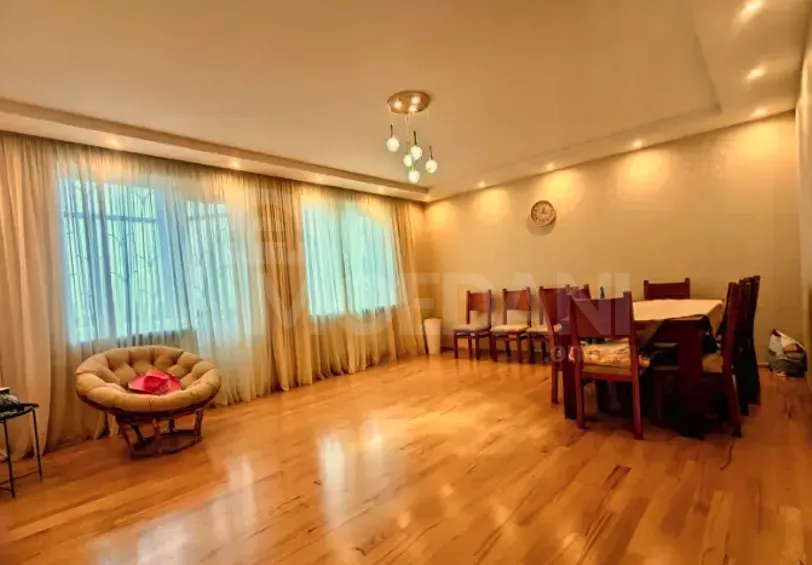 იყიდება 4 ოთახიანი ბინას 183მ² 9/9 სართ თბილისი - photo 5