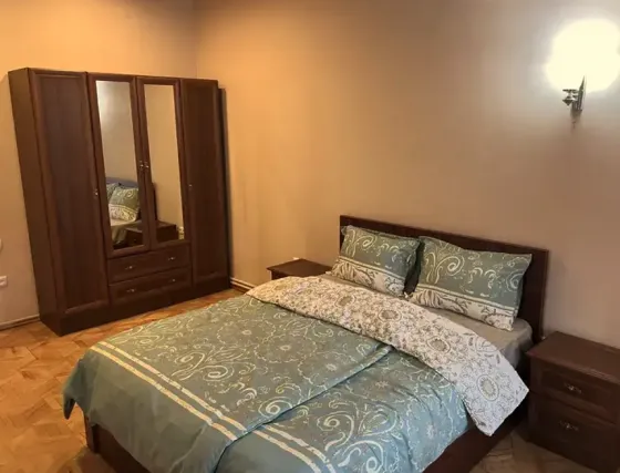 Продам 5-комн. квартиру 227м² 5/6 эт. Тбилиси