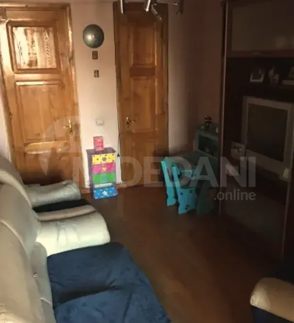 იყიდება 6 ოთახიანი ბინას 170მ² 7/9 სართ თბილისი - photo 8