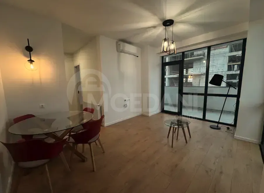 იყიდება 2 ოთახიანი ბინას 59მ² 18/20 სართ თბილისი - photo 2