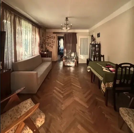 Продам 4-комн. квартиру 87м² 3/8 эт. Тбилиси