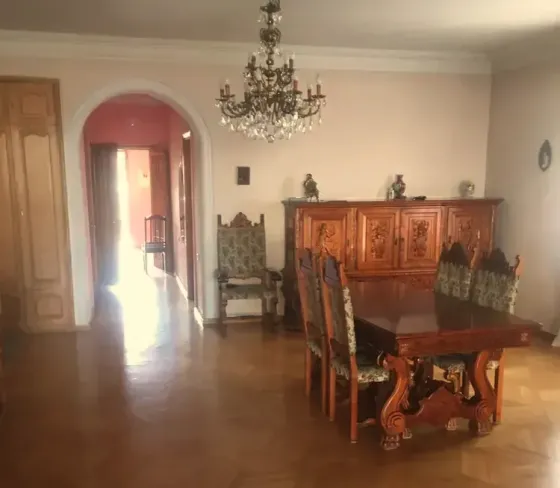 Продам 7+-комн. квартиру 317м² 6/9 эт. Тбилиси