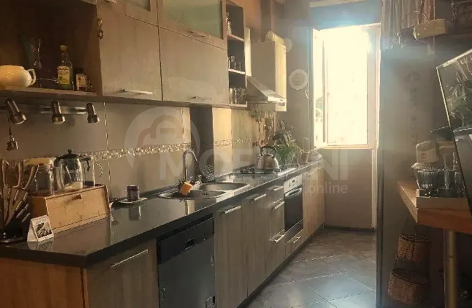 იყიდება 3 ოთახიანი ბინას 105მ² 12/12 სართ თბილისი - photo 6