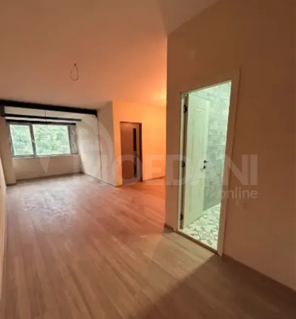 Продам 2-комн. квартиру 50м² 7/7 эт. Тбилиси - изображение 2