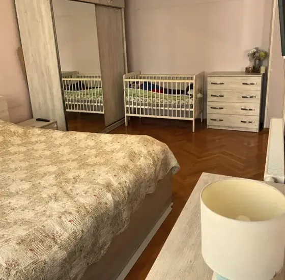 Продам 5-комн. квартиру 146м² 3/6 эт. Тбилиси