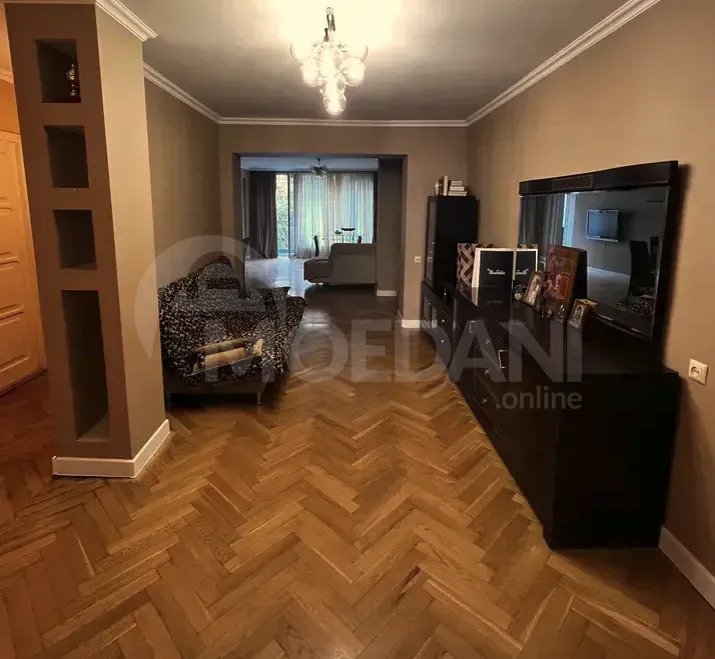 იყიდება 3 ოთახიანი ბინას 112მ² 4/8 სართ თბილისი - photo 7