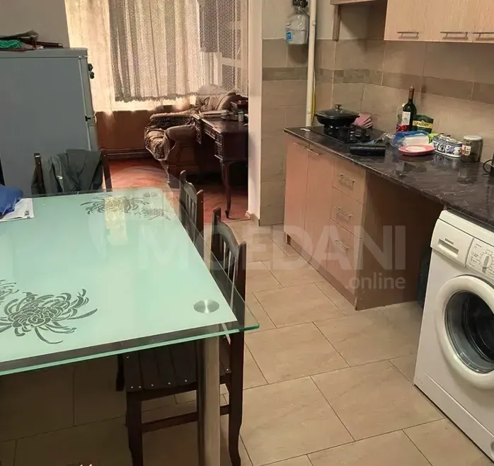 იყიდება 1 ოთახიანი ბინას 63მ² 3/10 სართ თბილისი - photo 5