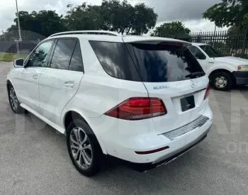 Mercedes GLE 3.5L 2016 Тбилиси - изображение 3