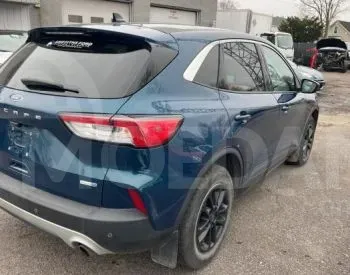 Ford Escape 1.5L 2020 Тбилиси - изображение 4
