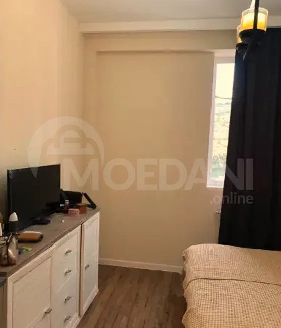 იყიდება 3 ოთახიანი ბინას 80მ² 13/16 სართ თბილისი - photo 3