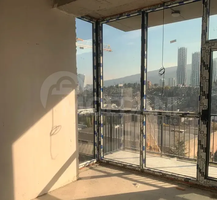 იყიდება 3 ოთახიანი ბინას 85მ² 10/10 სართ თბილისი - photo 2