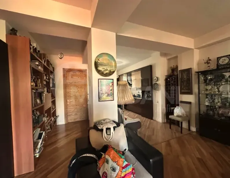 იყიდება 3 ოთახიანი ბინას 112მ² 5/9 სართ თბილისი - photo 6