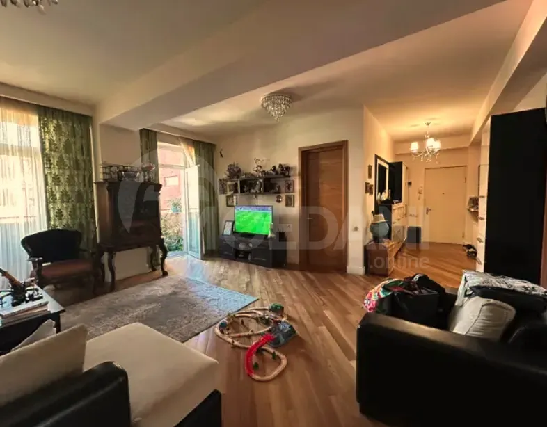 იყიდება 3 ოთახიანი ბინას 112მ² 5/9 სართ თბილისი - photo 1