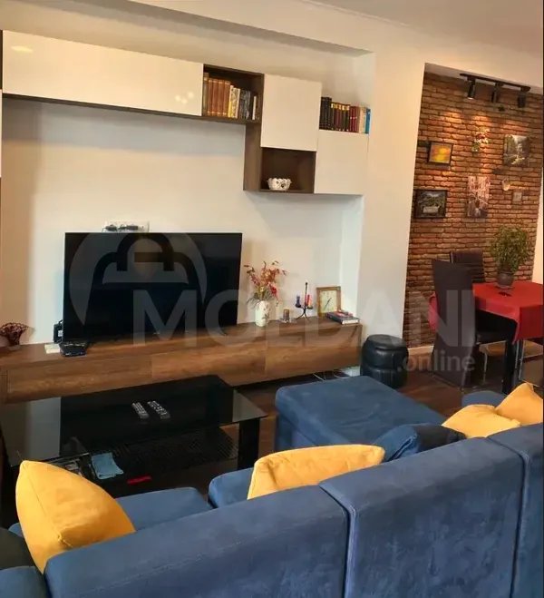 იყიდება 3 ოთახიანი ბინას 97მ² 5/8 სართ თბილისი - photo 4