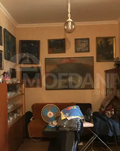 Продам 5-комн. квартиру 220м² 3/3 эт. Тбилиси - изображение 4