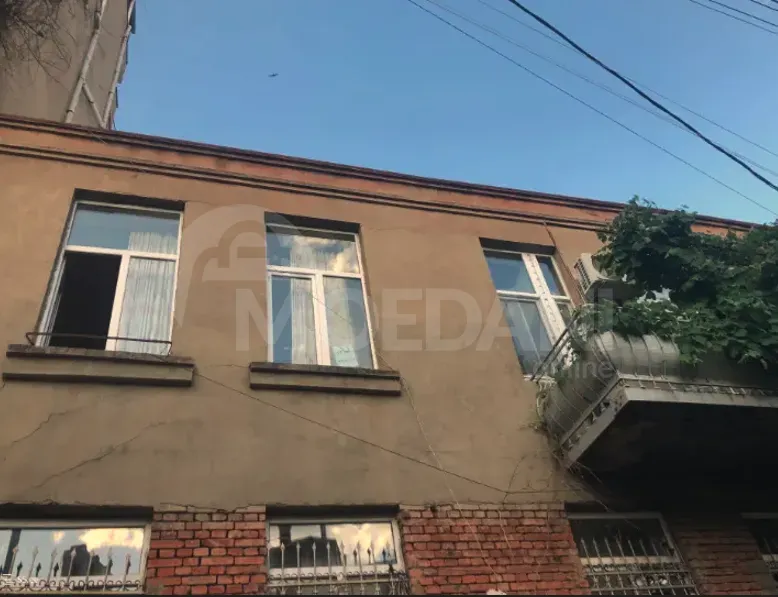 Продам 5-комн. квартиру 220м² 3/3 эт. Тбилиси - изображение 10