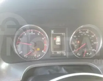Toyota RAV4 2.5L 2017 Тбилиси - изображение 8