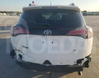 Toyota RAV4 2.5L 2017 Тбилиси - изображение 6