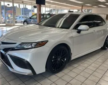 Toyota Camry 2022 Тбилиси