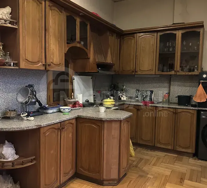 Продам 4-комн. квартиру 136м² 2/5 эт. Тбилиси - изображение 7