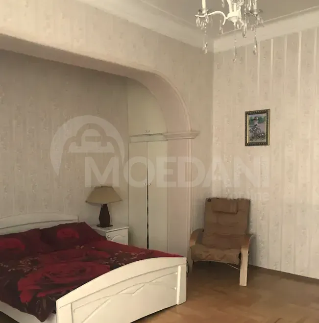 Продам 4-комн. квартиру 136м² 2/5 эт. Тбилиси - изображение 3