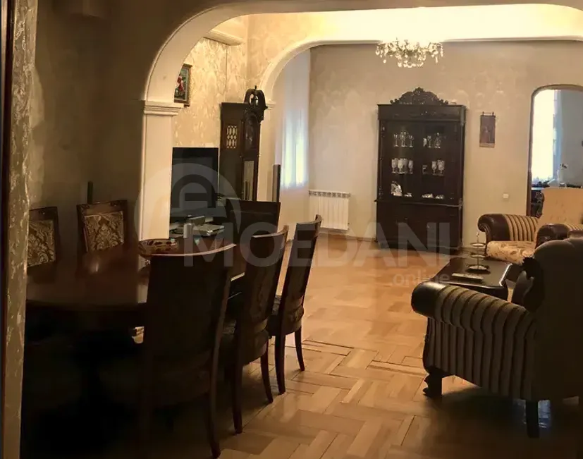 Продам 4-комн. квартиру 136м² 2/5 эт. Тбилиси - изображение 6